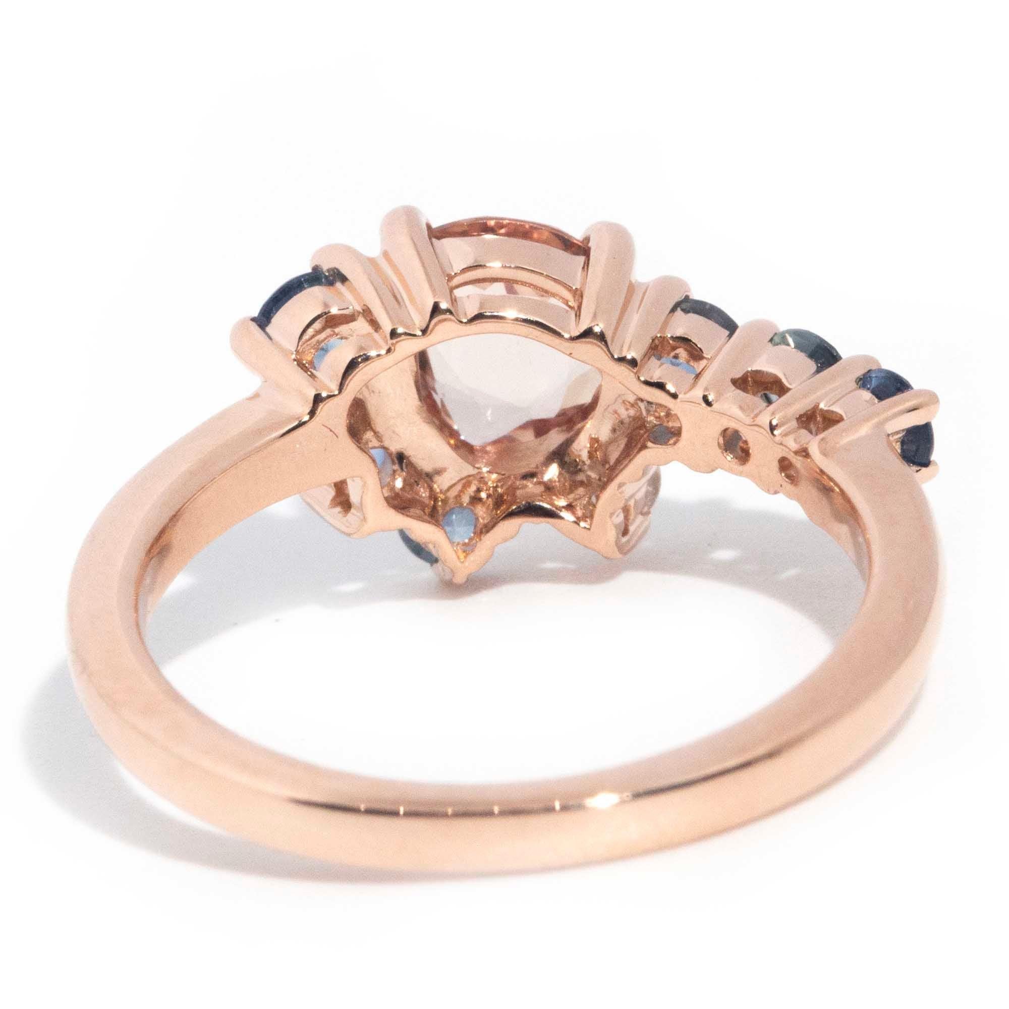 Zeitgenössischer Cluster-Ring aus 18 Karat Roségold mit Pfirsich und blauem Saphir und Diamant 2