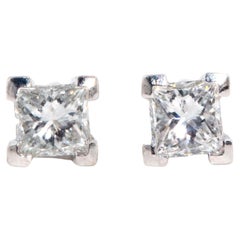 Contemporary 18 Carat White Gold Princess Diamond Partial Bezel Stud Earrings