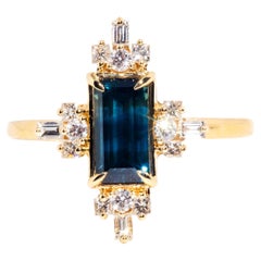 Contemporary 18 Carat Yellow Gold Blue Parti Sapphire and Diamond Cluster Ring