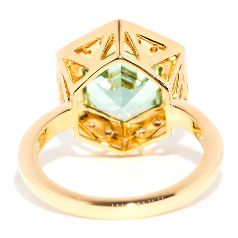 Bague Queen diamants bleus tourmaline verte 18,09 cts or jaune main image 0