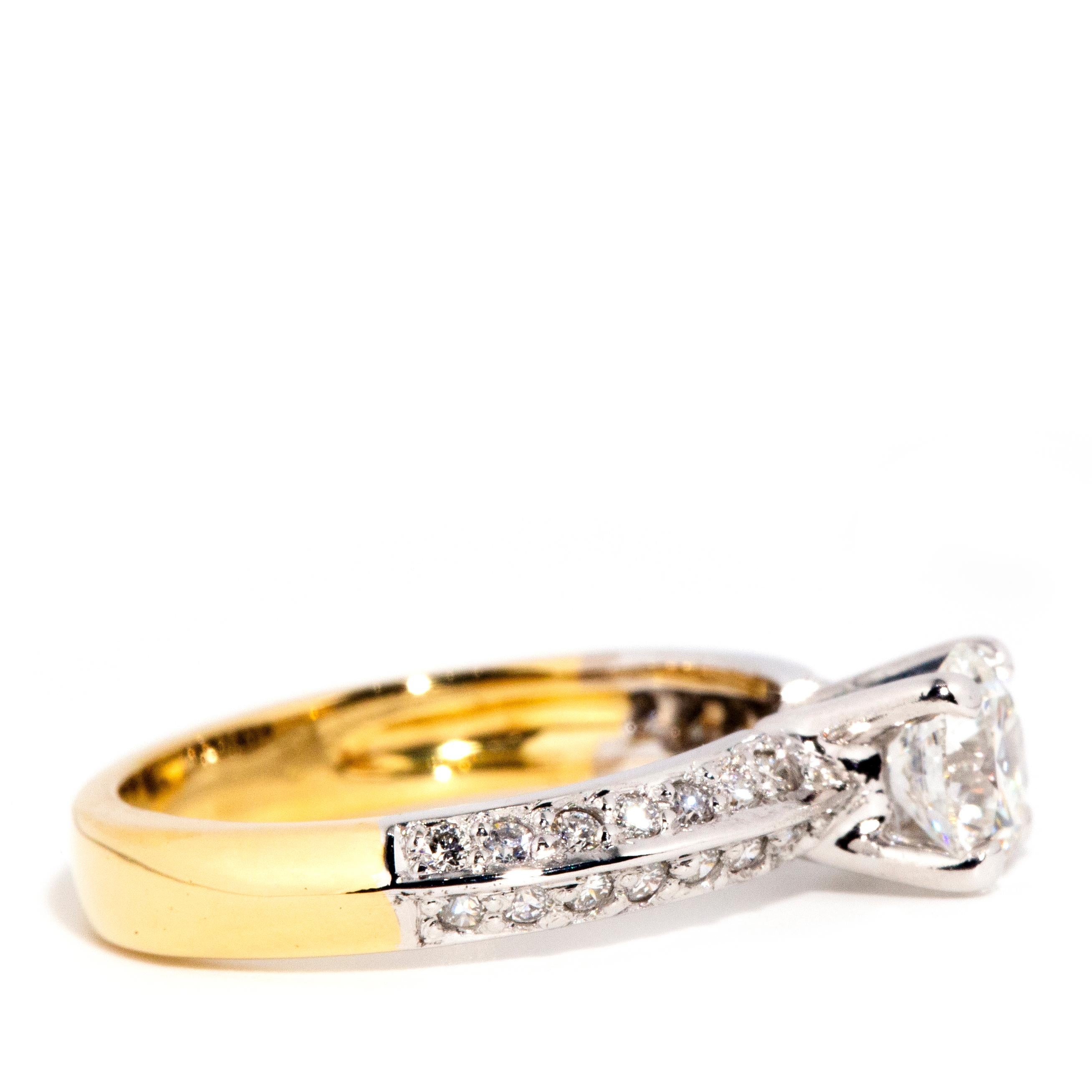Contemporary 18 Carat Yellow & White Gold Diamond Knife-Edged Engagement Ring For Sale 1