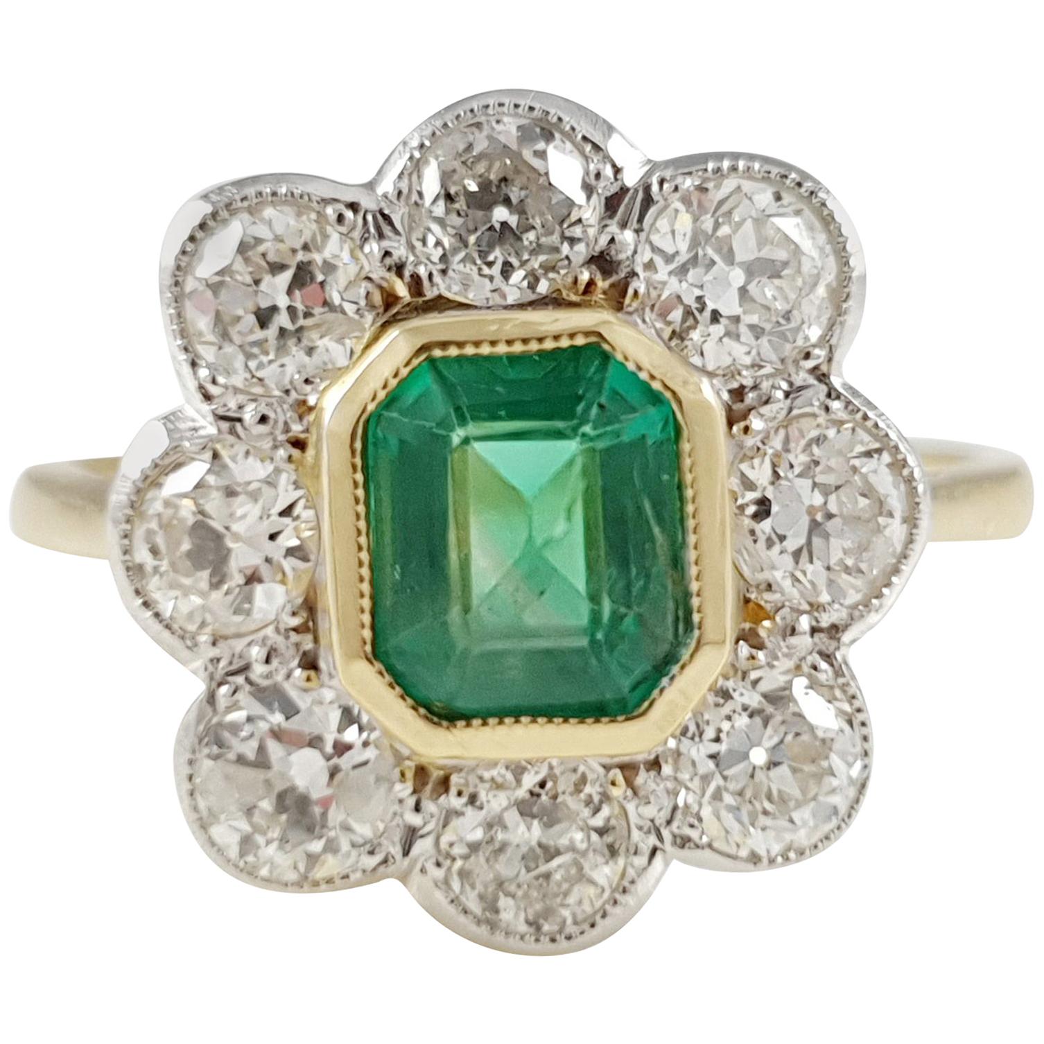 Contemporary 18 Karat Gold 0.67 Carat Emerald & 1.44 Carat Diamond Cluster Ring