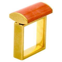 Contemporary 18 Karat Yellow Gold Coral Cocktail Ring