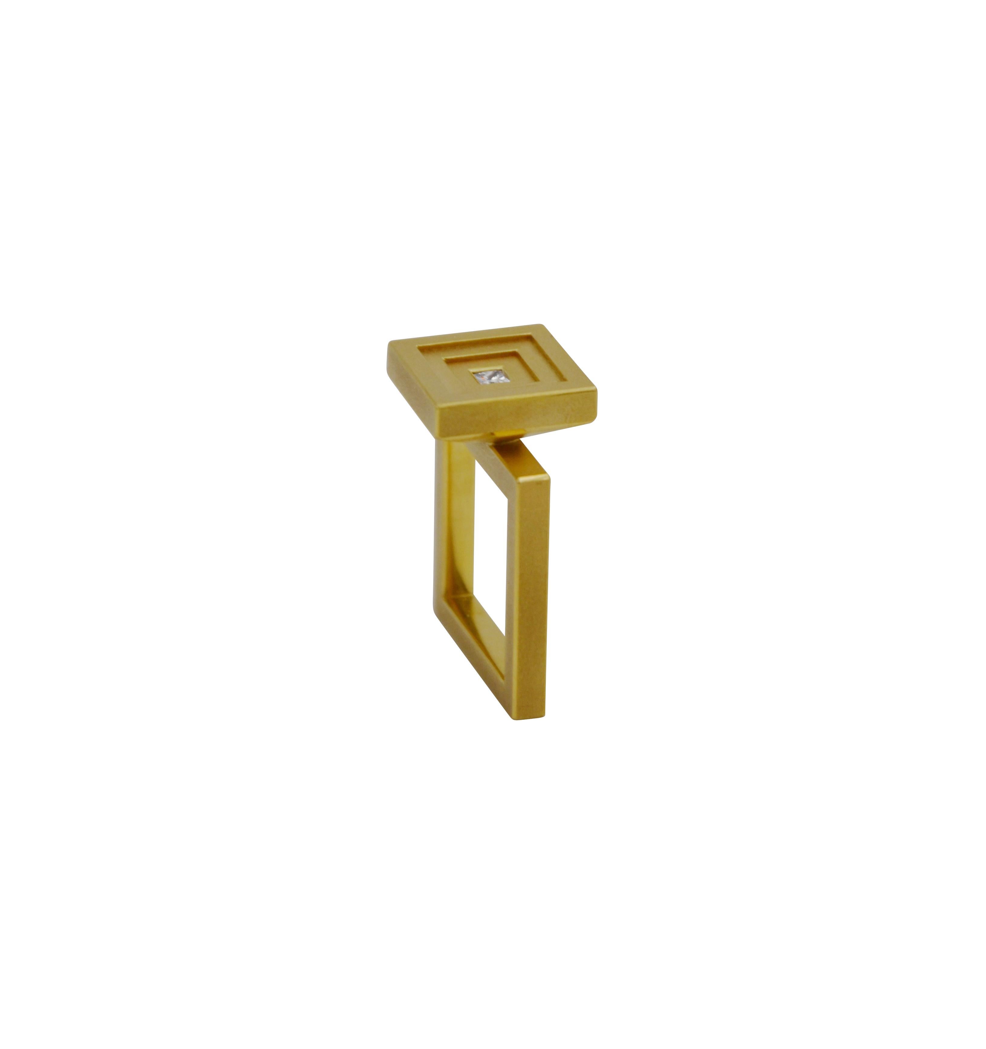 Brilliant Cut Contemporary 18 Karat Yellow Gold Diamond Cocktail Ring For Sale