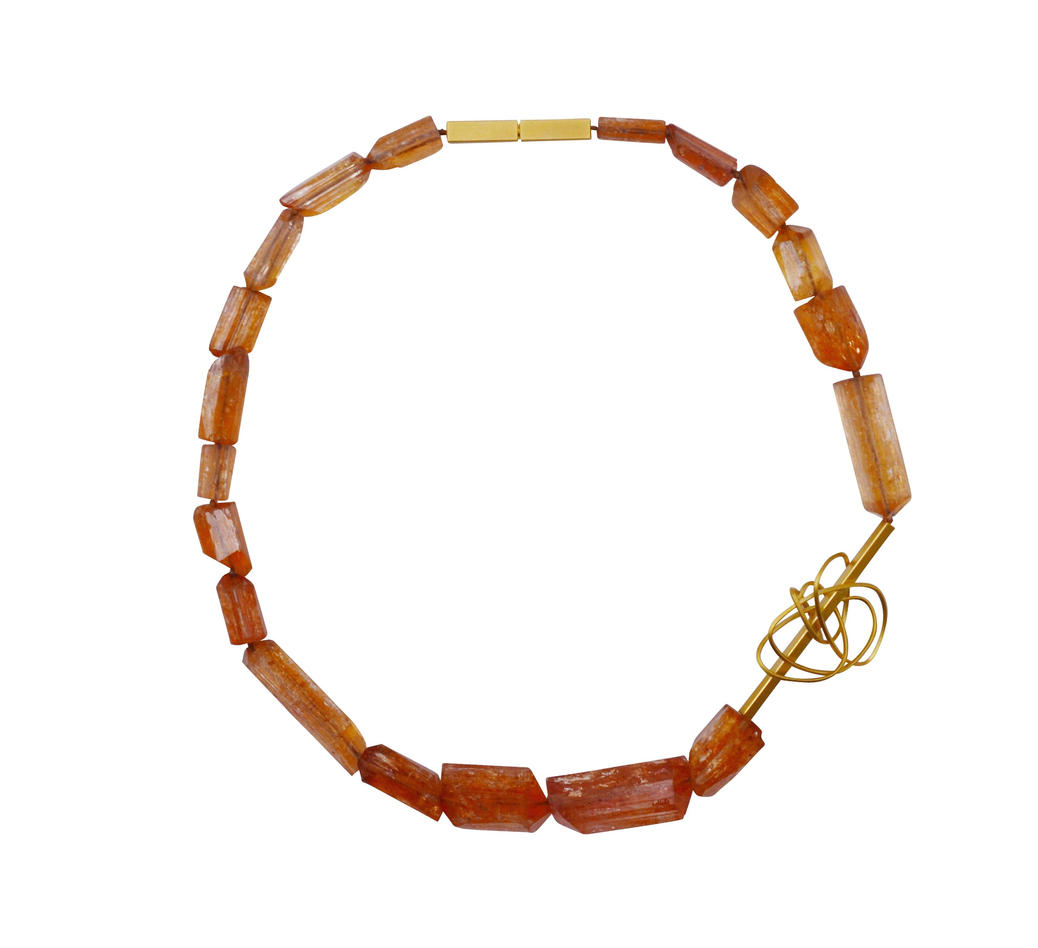 Women's or Men's Contemporary 18 Karat Yellow Gold Imperial Topaz Necklace For Sale