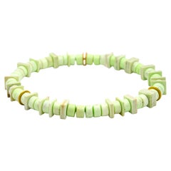 Contemporary 18 Karat Yellow Gold Lemon Chrysoprase Colliers