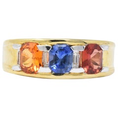 Contemporary 1.80 Carat Tri-Color Sapphire Diamond 18 Karat Gold Unisex Ring
