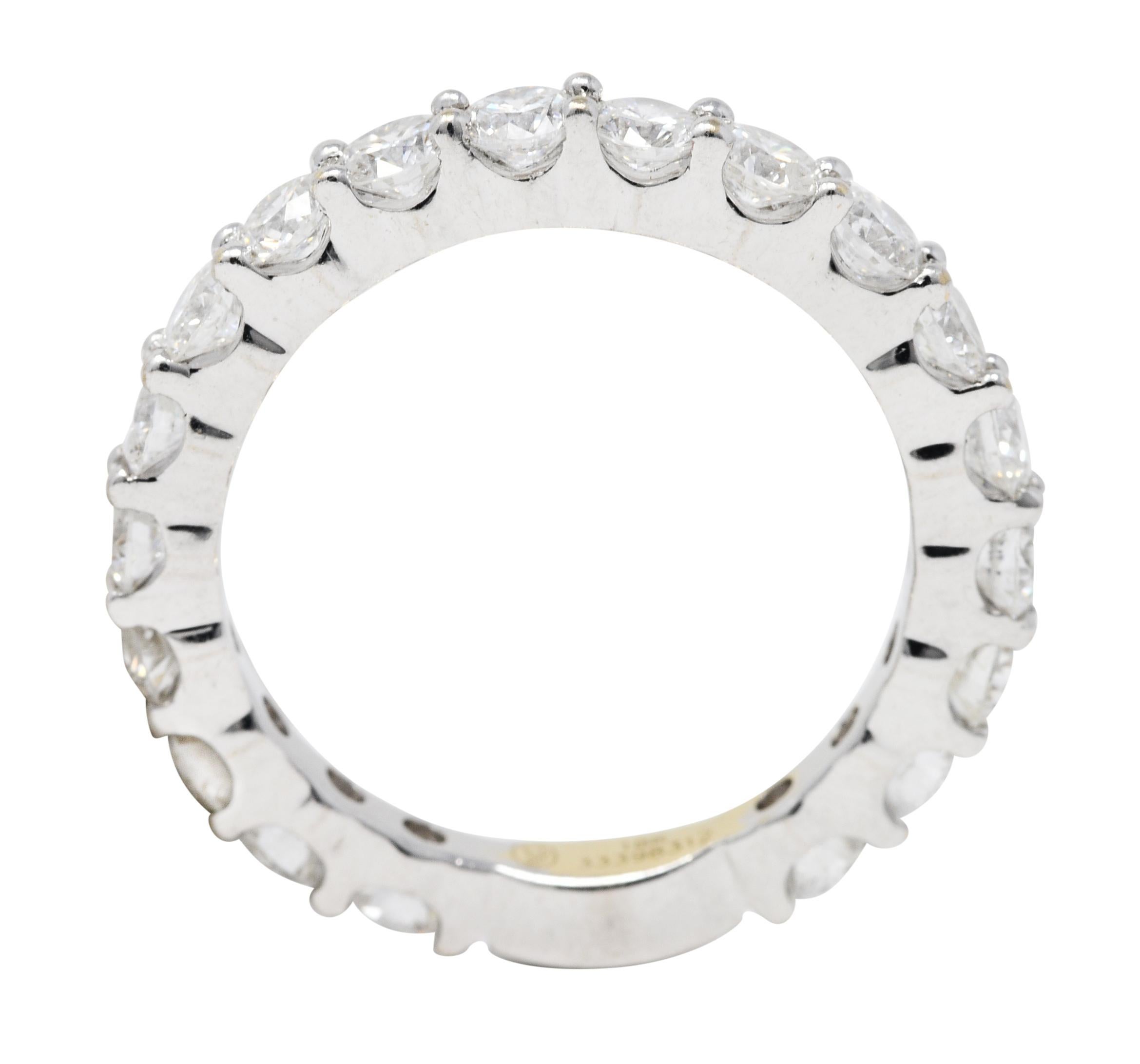 Contemporary 1.80 Carats Diamond 18 Karat White Gold Band Ring 1