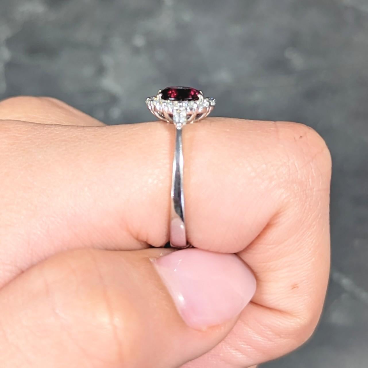 Contemporary 1.80 Carats Ruby Diamond 18 Karat White Gold Halo Ring GIA For Sale 7