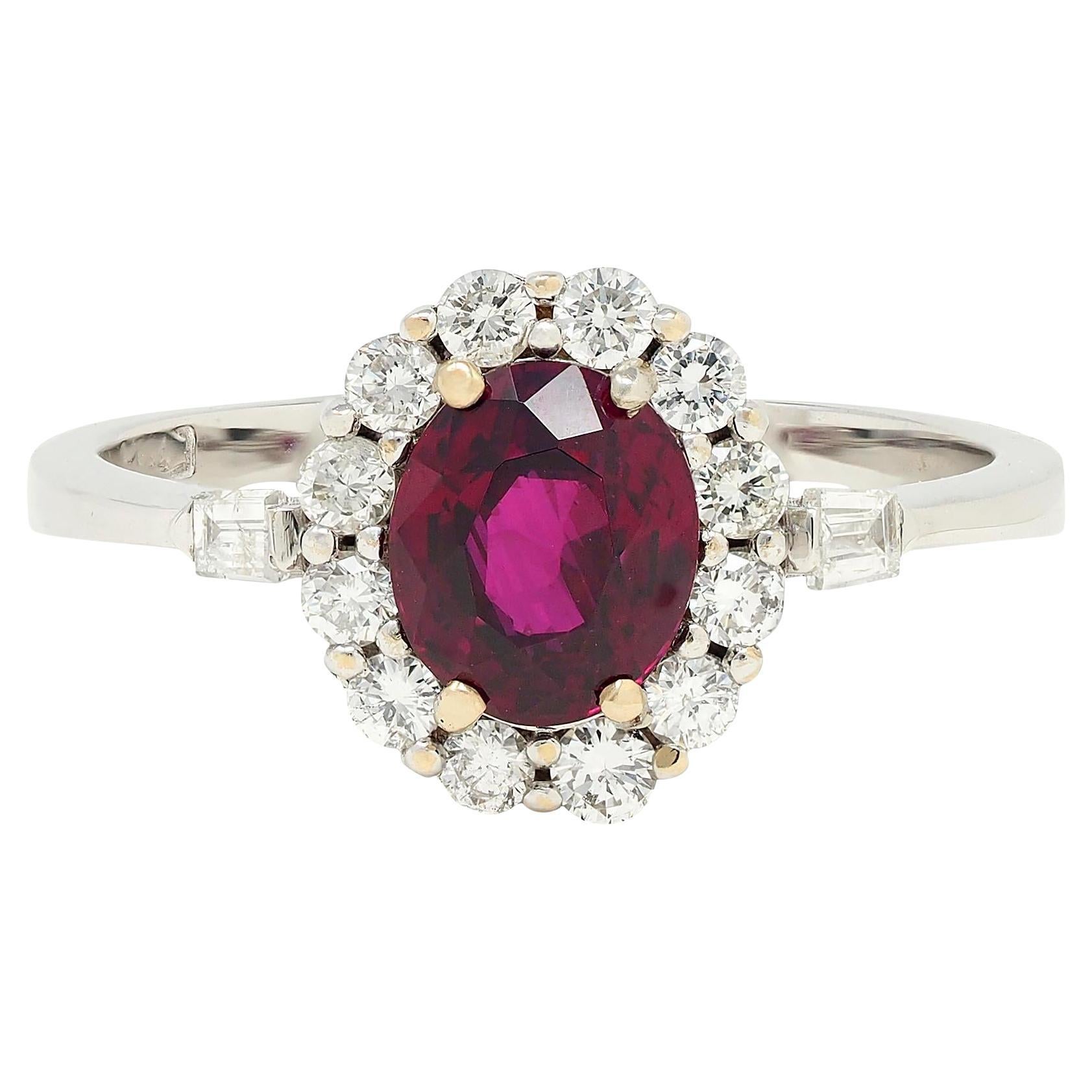 Anello aureola in oro bianco 18 carati Contemporary 1,80 CTW con diamante e rubino GIA