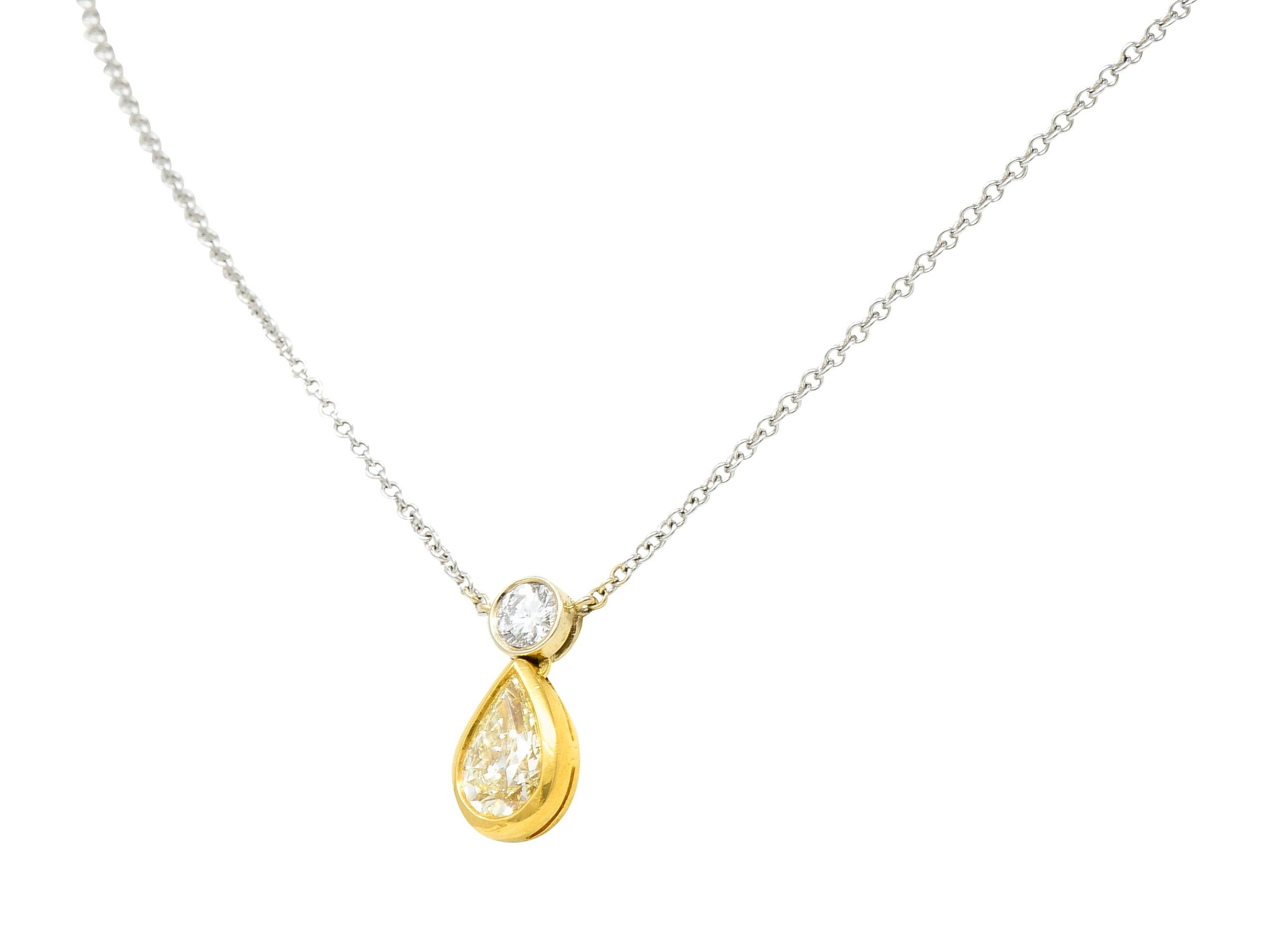 Women's or Men's Contemporary 1.85 Carats Fancy Yellow Diamond & Diamond 18 Karat Gold Necklace