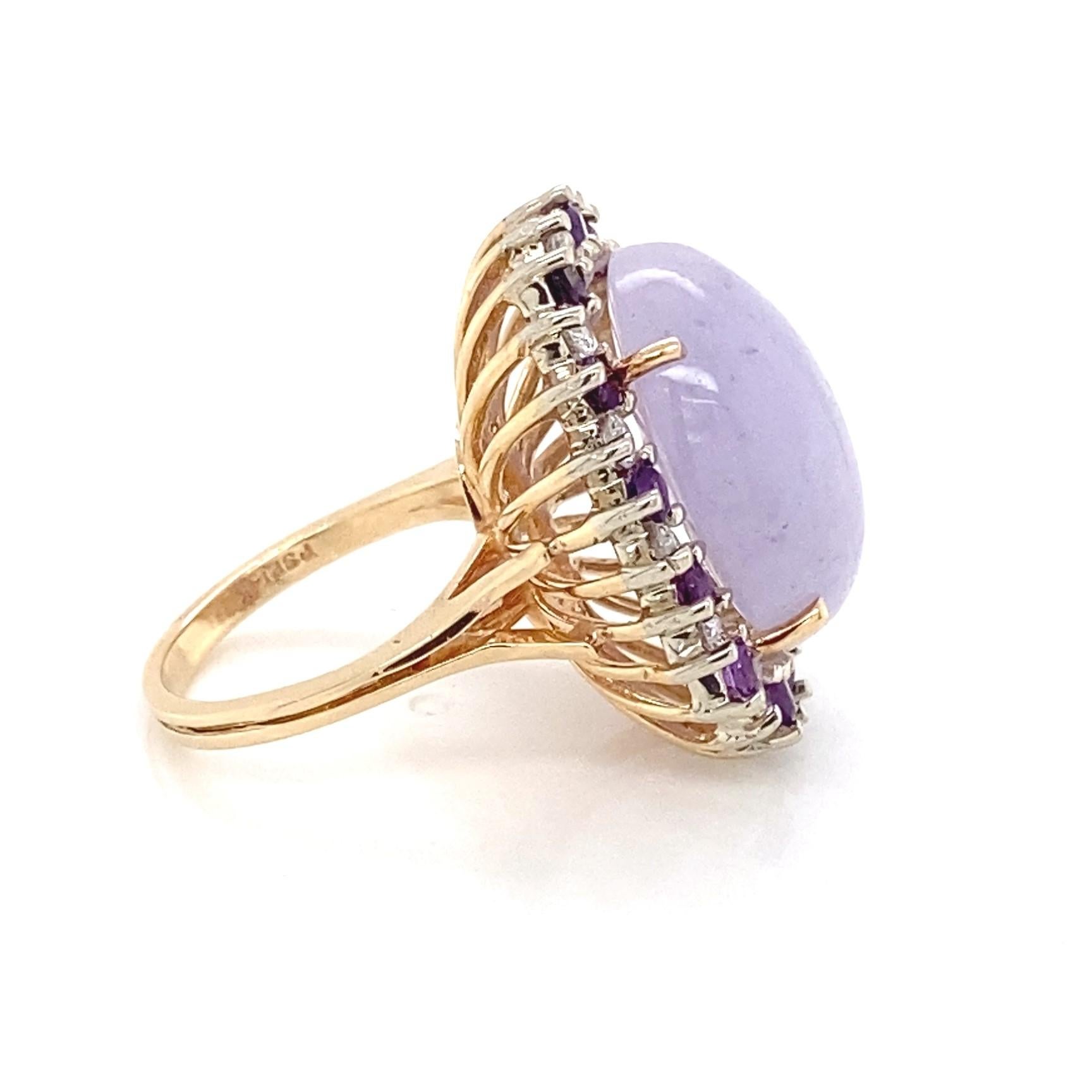 Modern Contemporary 18.80 Carat Natural Lavender Jade Cabochon Yellow Gold Fashion Ring