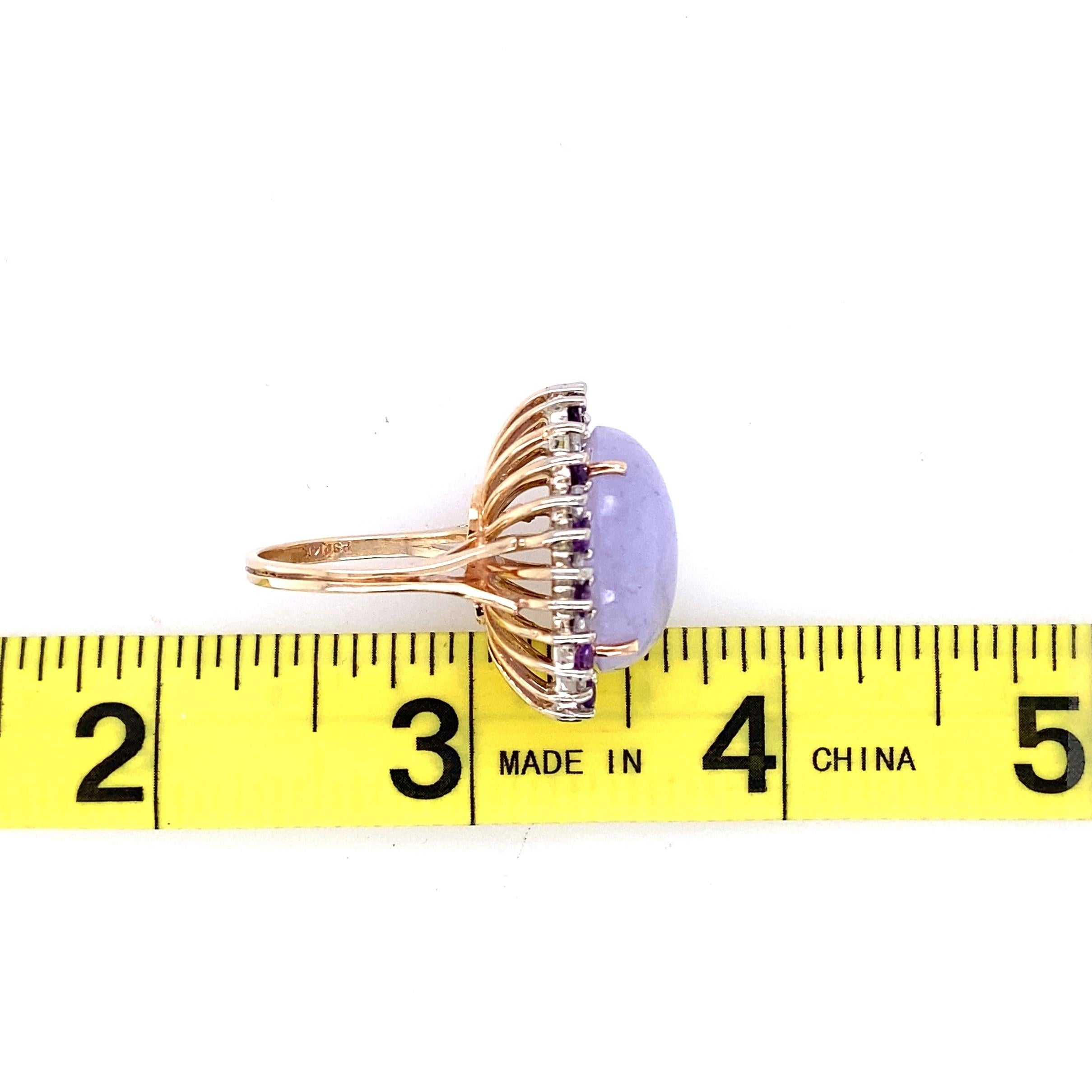 Contemporary 18.80 Carat Natural Lavender Jade Cabochon Yellow Gold Fashion Ring 3