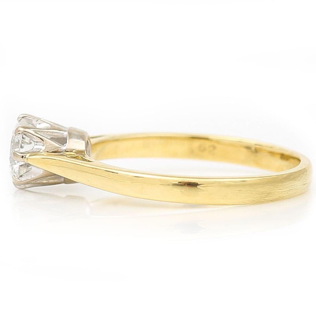 Contemporary 18ct Gold and Platinum 0.60ct Brilliant Diamond Ring In Good Condition In Lancashire, Oldham