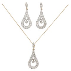 Contemporary 18ct White Gold 1ct Diamond Teardrop Pendant and Earrings Set