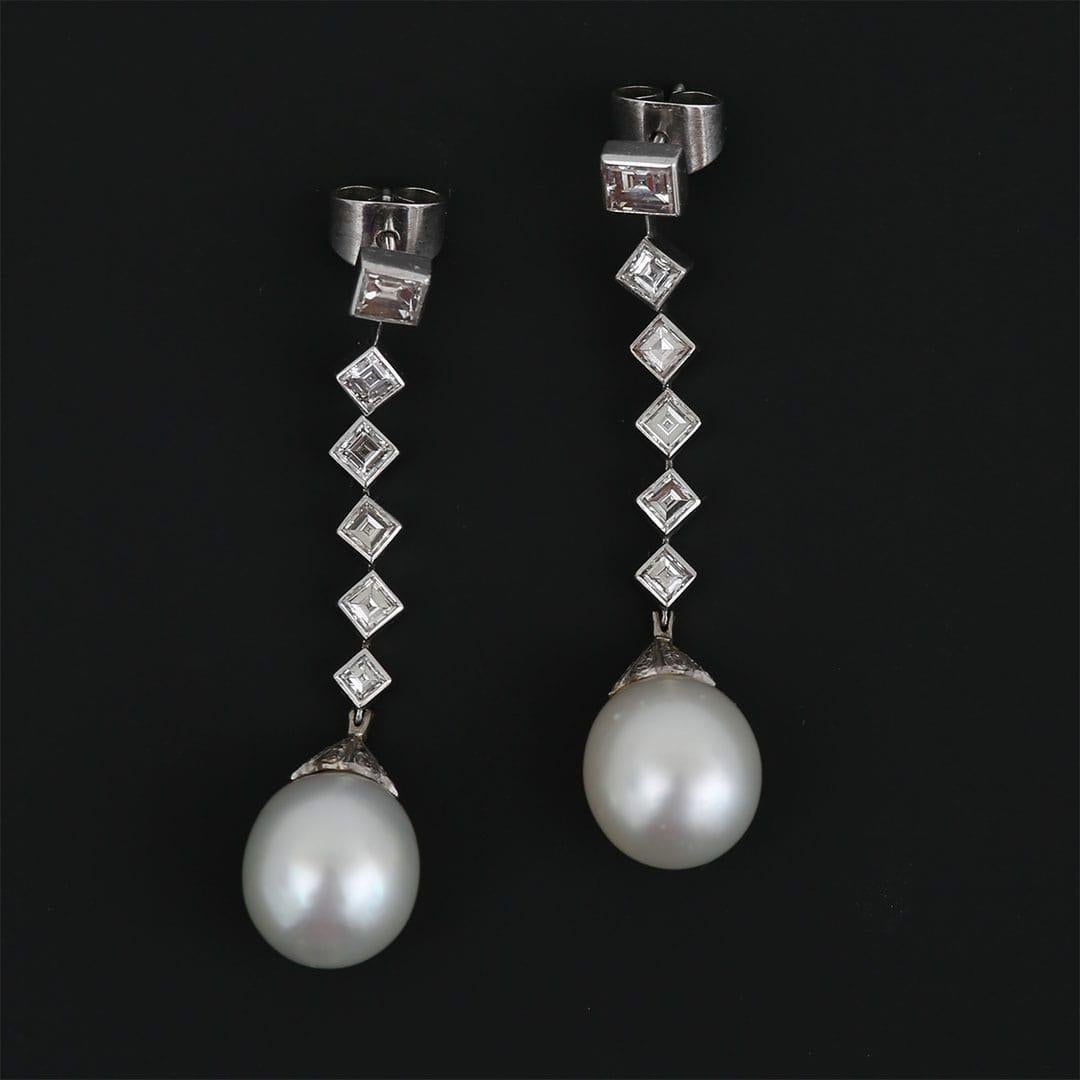 Contemporary 18ct White Gold Pearl and 3.10ct Diamond Drop Earrings 4