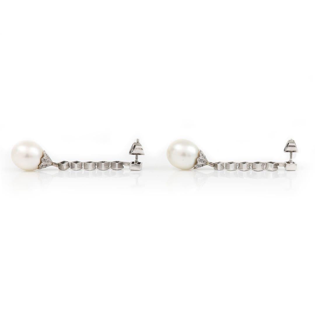Women's Contemporary 18ct White Gold Pearl and 3.10ct Diamond Drop Earrings