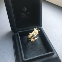 Contemporary 18K Gold Cocktail Ring by GROMOV