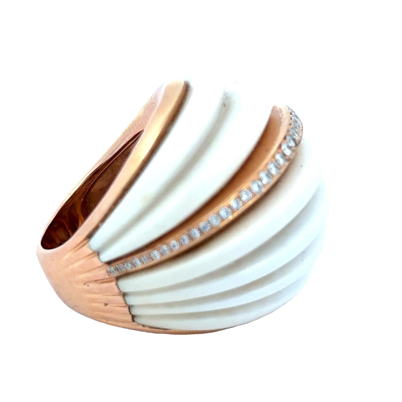 Contemporary 18K Rose Gold Fluted White Coral Dome Ring with Diamond Band In Excellent Condition For Sale In Miami, FL