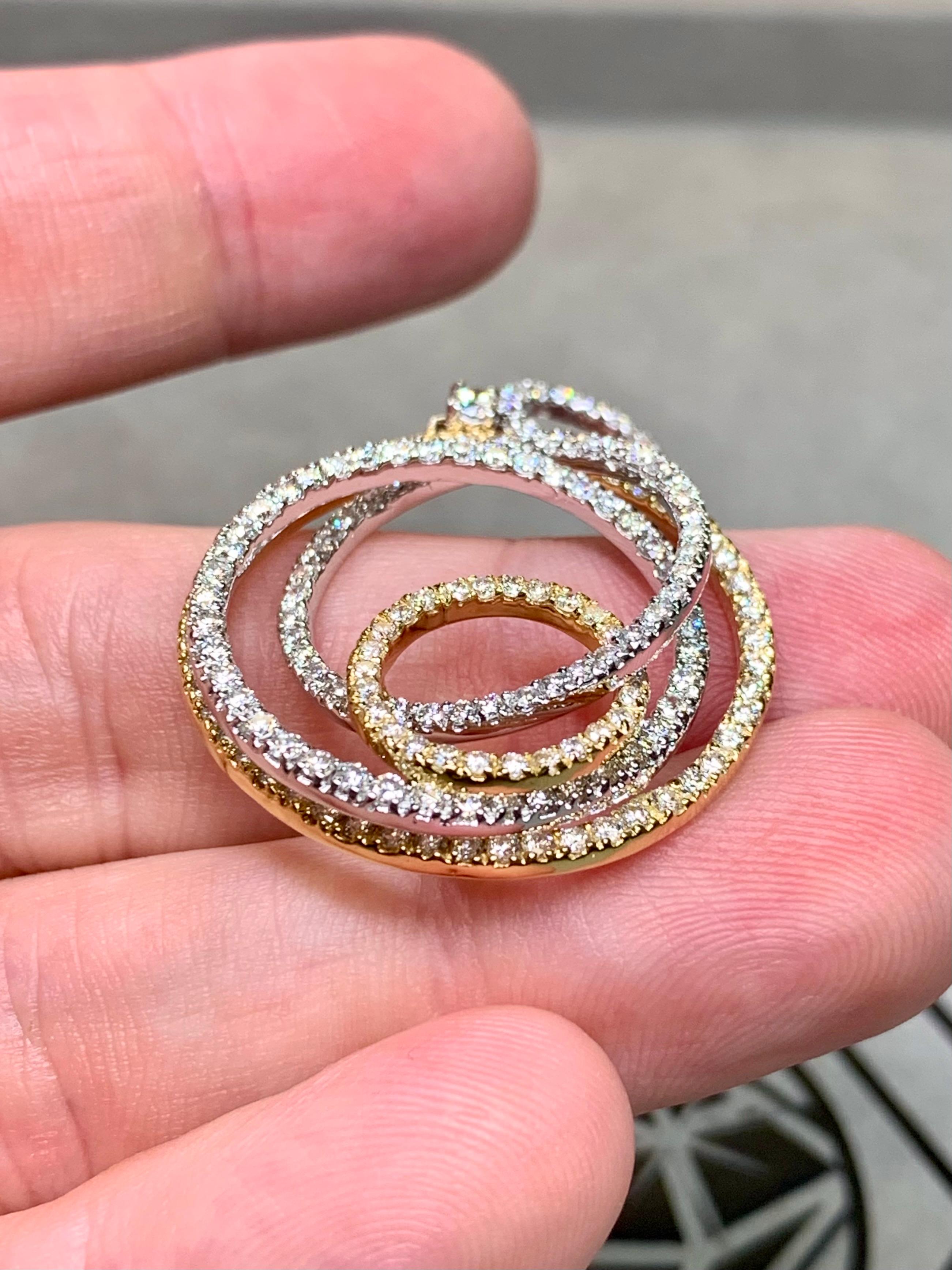  Collier pendentif à diamants 3ctw G Vs Contemporary 18K Two Tone Interlocking Circle Unisexe 