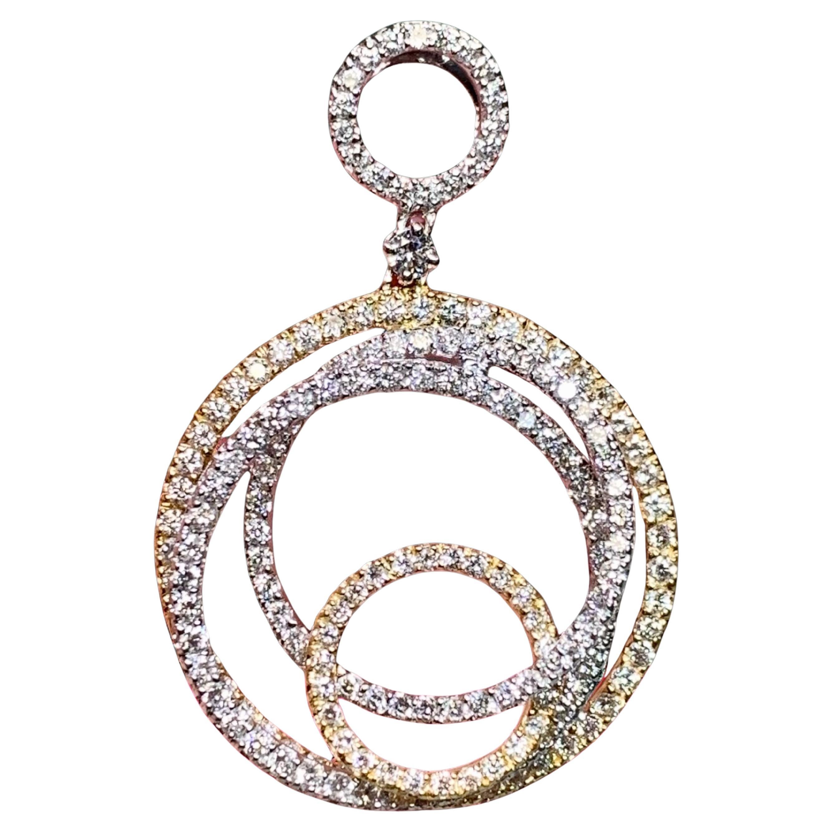 Collier pendentif à diamants 3ctw G Vs Contemporary 18K Two Tone Interlocking Circle