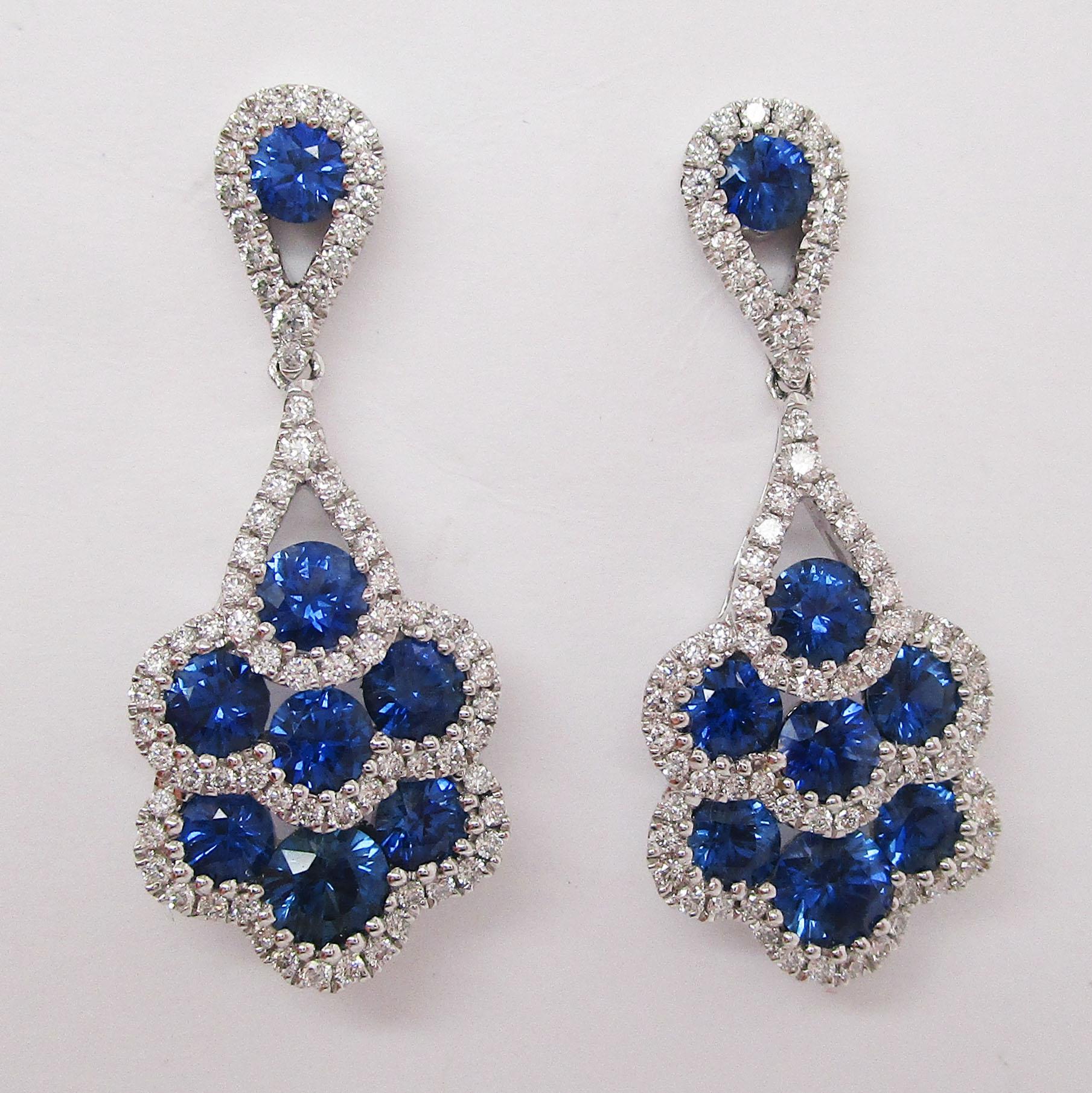 Round Cut Contemporary 18k White Gold Blue Sapphire and Diamond Dangle Earrings For Sale