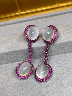 Contemporary 18K White Gold Cabochon Moonstone & Pink Sapphire Drop Earring