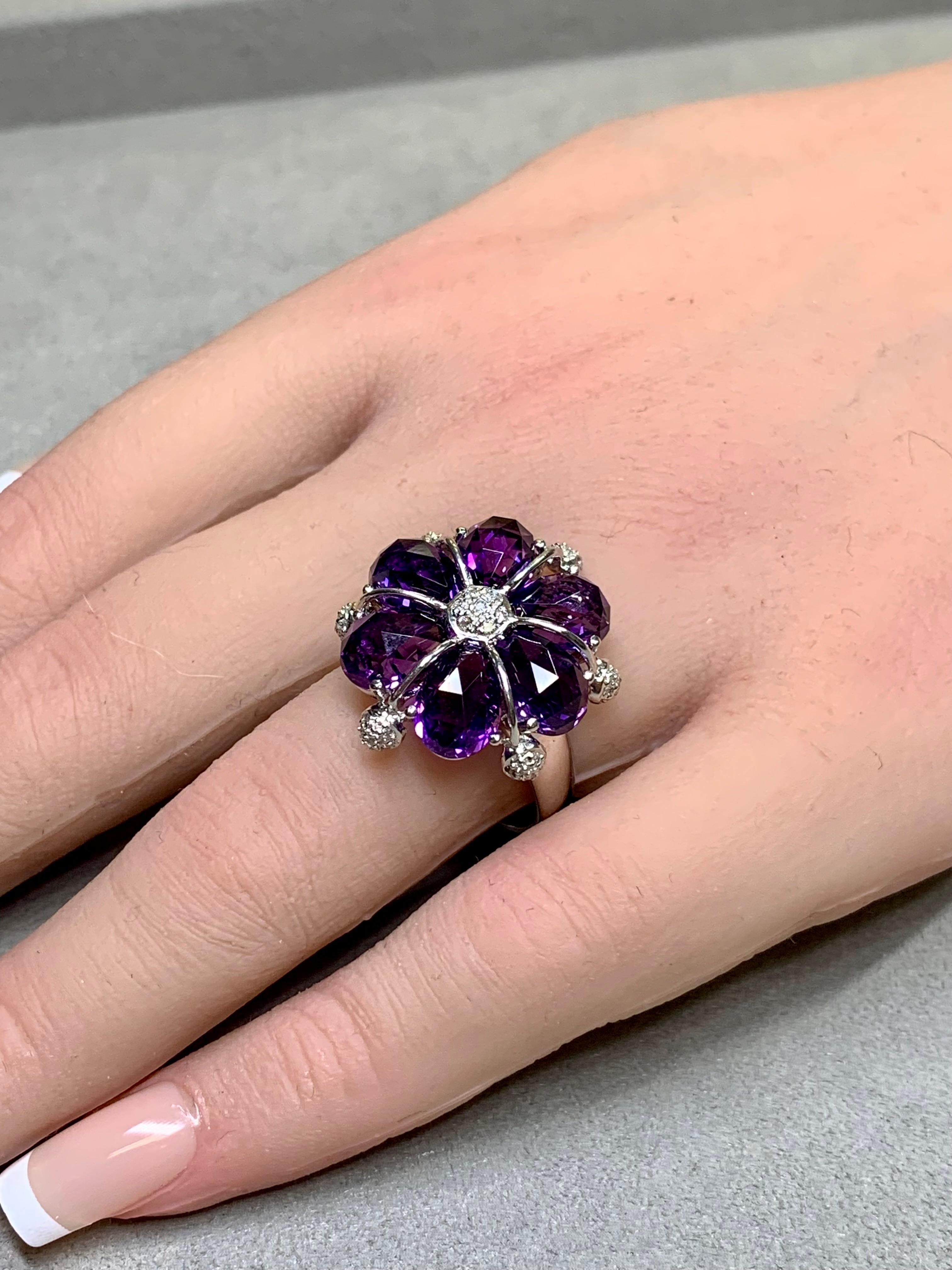 Contemporary 18K White Gold Fancy Cut Amethyst Diamond Floral Cocktail Ring Sz 9 For Sale 3