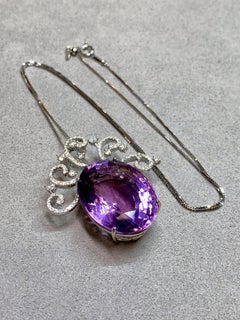 Collier en or blanc 18K avec pendentif en forme de tourbillon en diamant et améthyste, 18".