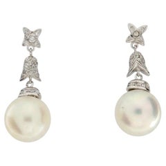 Contemporary 18K White Gold South Sea Pearls Diamond Grain Setting Drop Earring