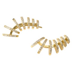 Orejeras Escultóricas Contemporáneas de Oro Amarillo de 18 K y Diamantes Blancos