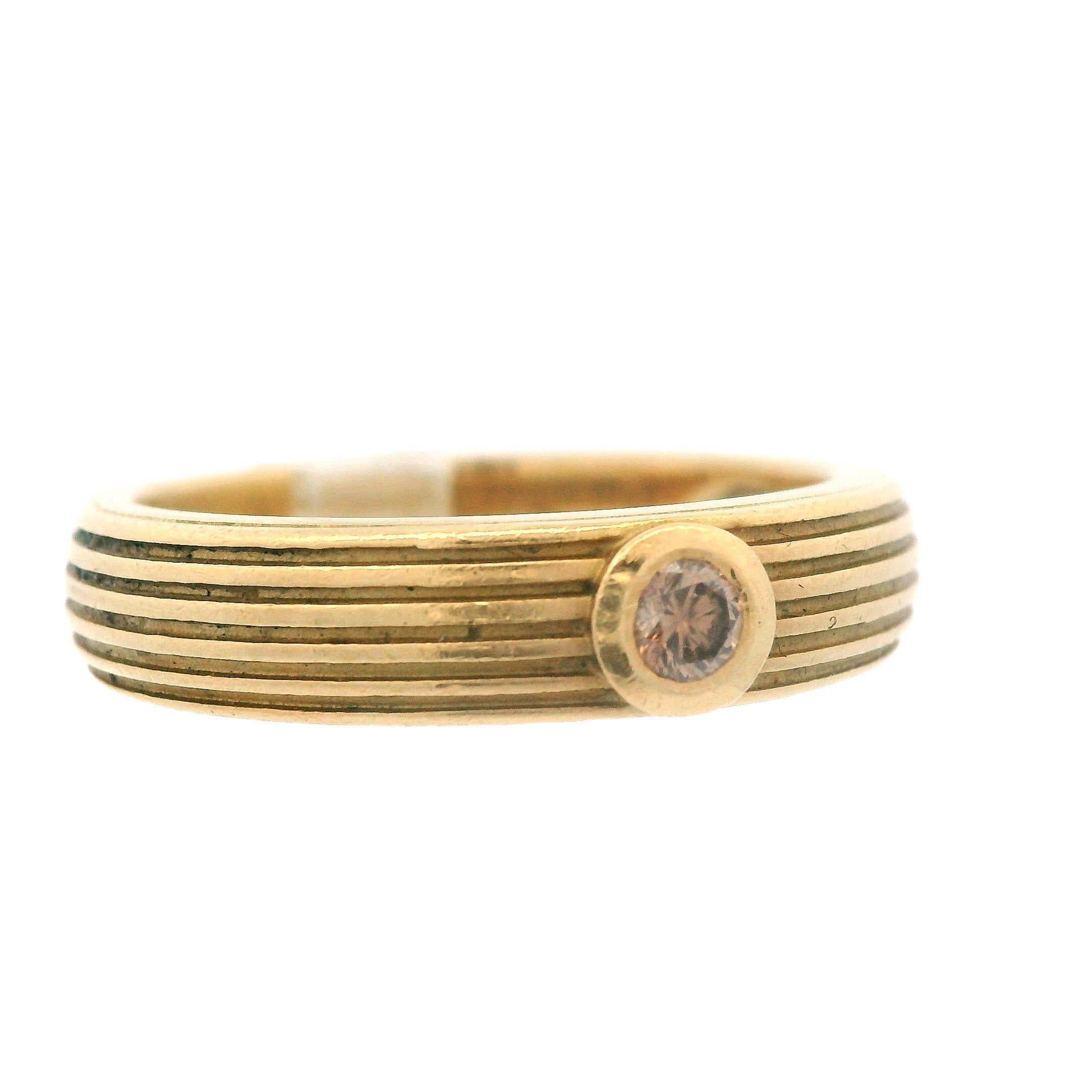 Neoclassical Contemporary 18k Yellow Gold Bezel Set Orange Dia Ring For Sale