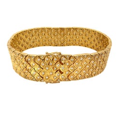 Contemporary 18 Karat Yellow Gold Diamond Bracelet