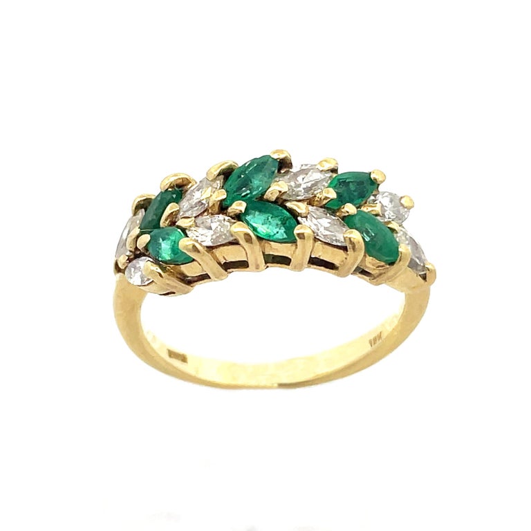 Contemporary 18K Yellow Gold Emerald and Diamond Ring For Sale at 1stDibs