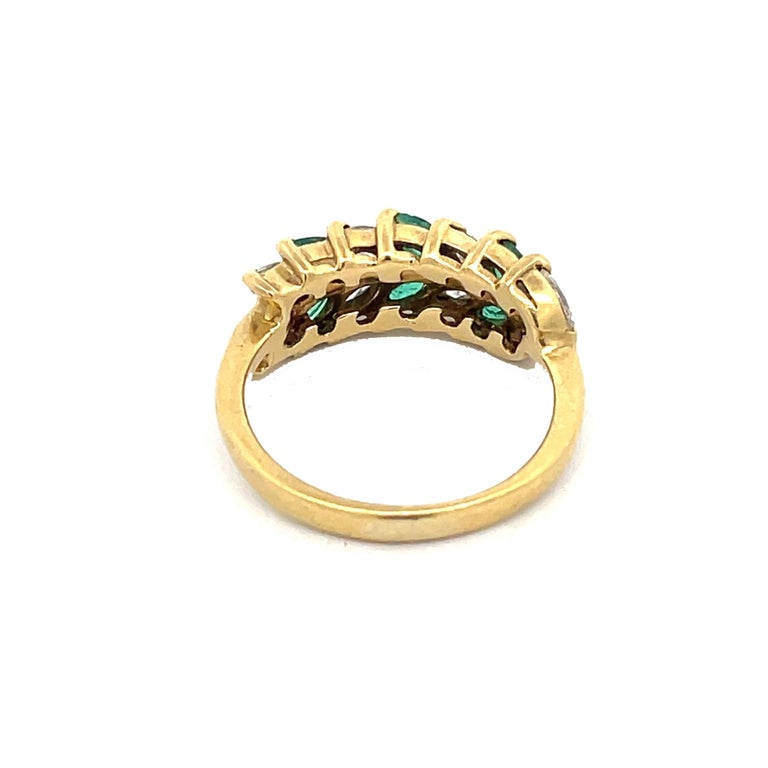 Contemporary 18K Yellow Gold Emerald and Diamond Ring For Sale at 1stDibs