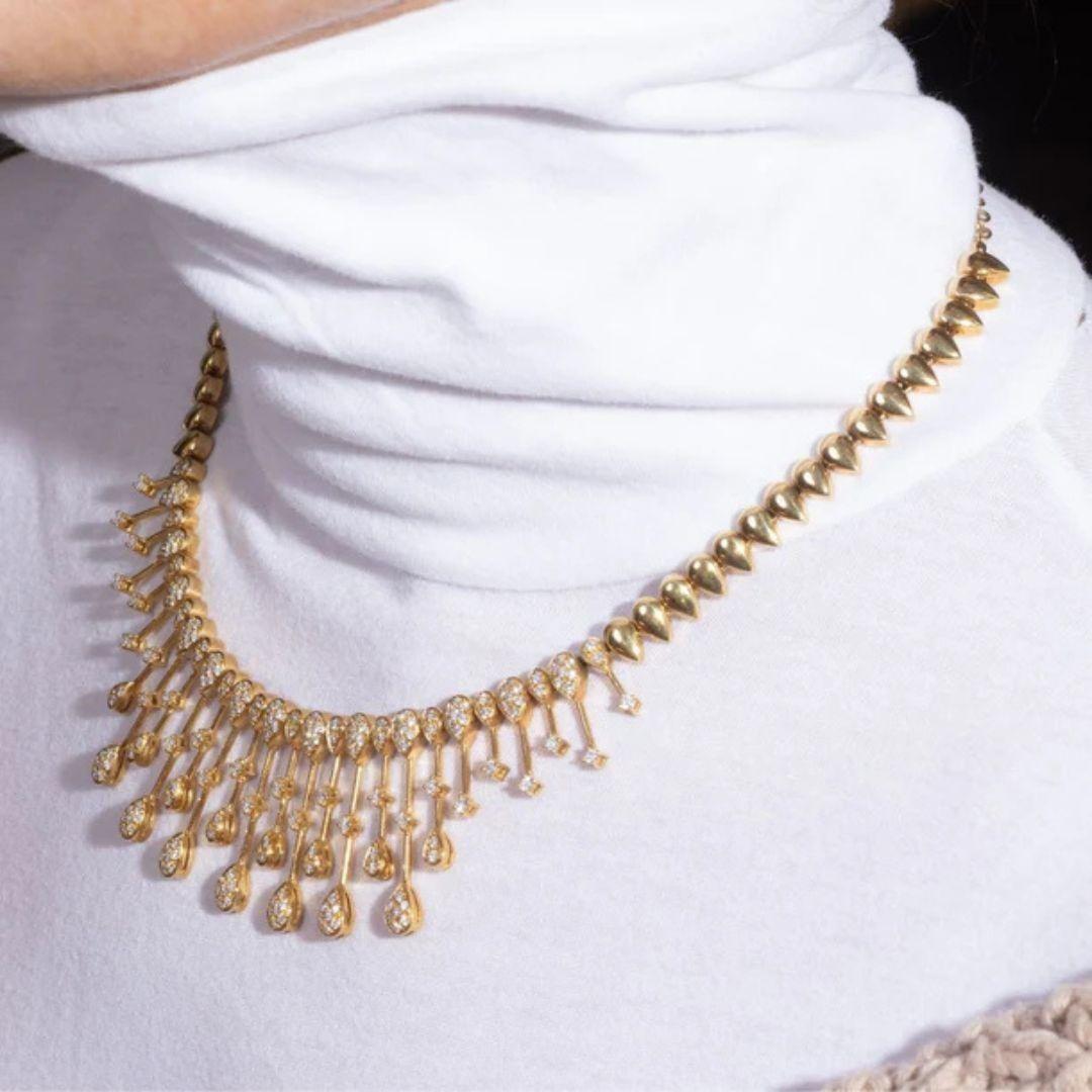 Brilliant Cut Contemporary 18K Yellow Gold Necklace with 209 Diamonds For Sale