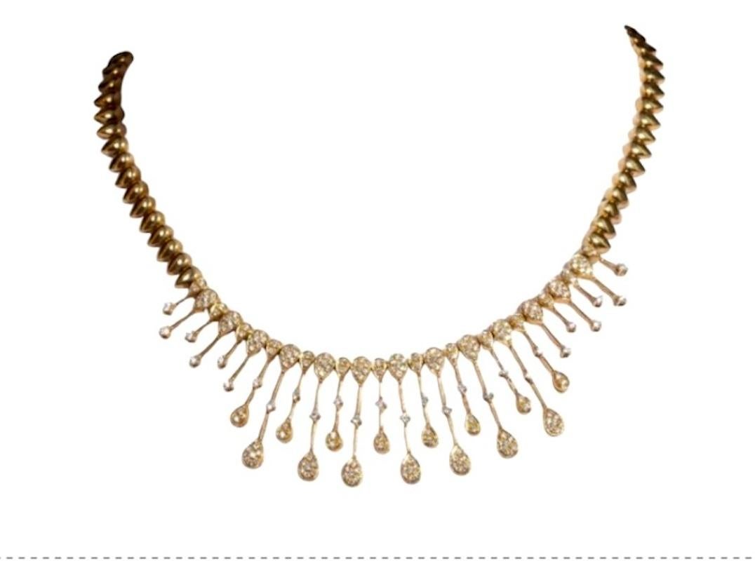 Contemporary 18K Yellow Gold Necklace with 209 Diamonds In Good Condition For Sale In New Orleans, LA