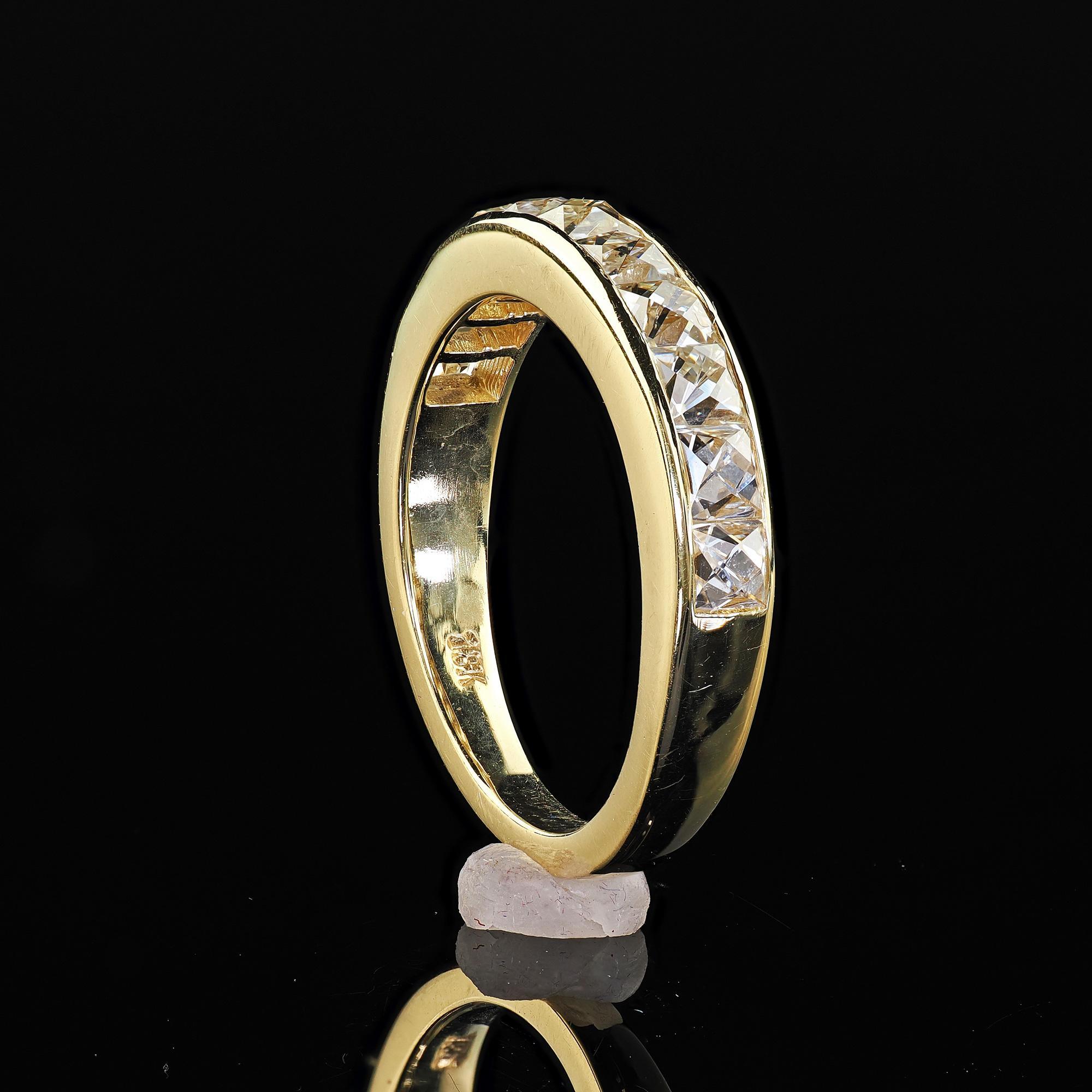 Bague contemporaine en or jaune 18K avec diamant de taille française récupéré - Taille 6 en vente 3