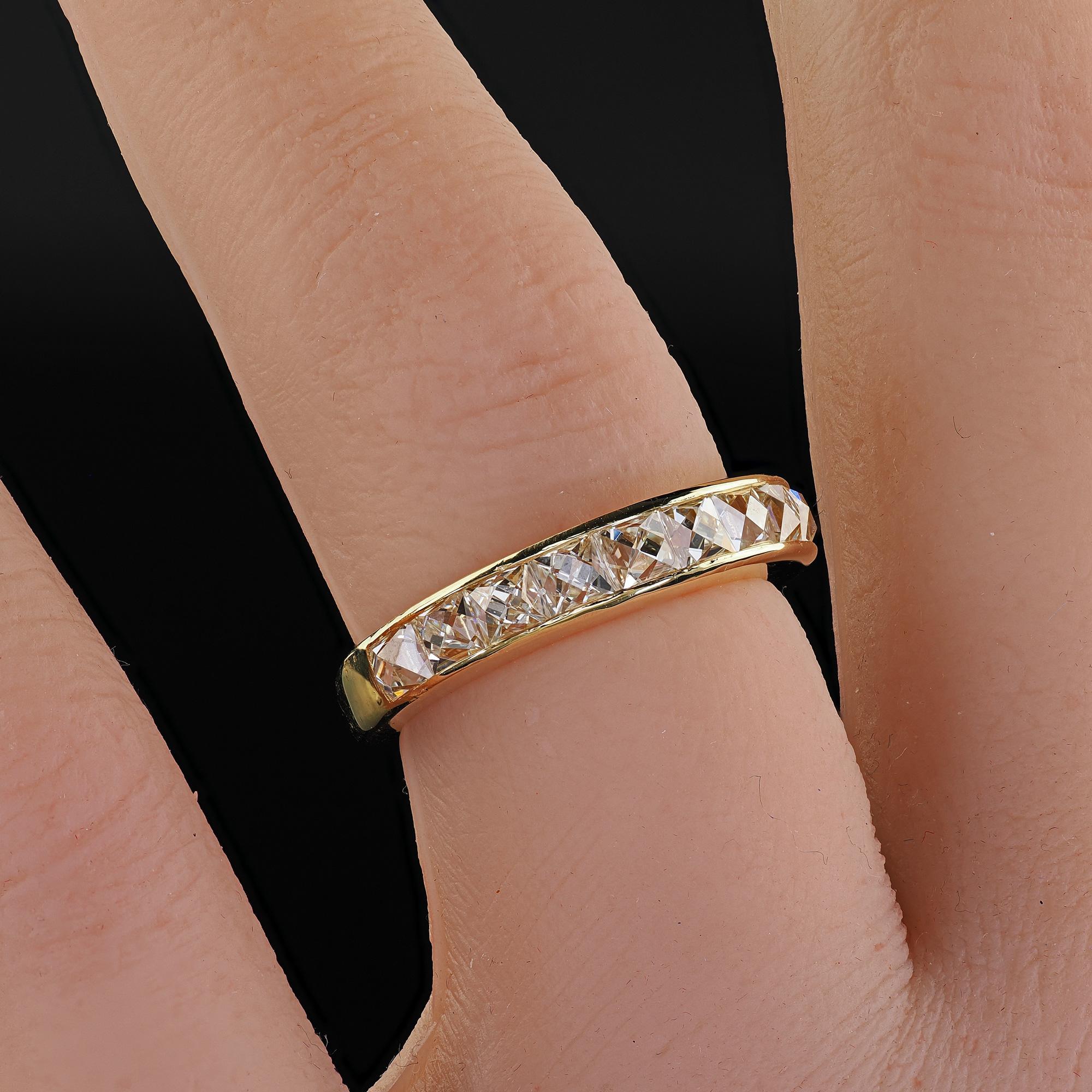 Demi-bandeau contemporain en or jaune 18K avec diamant de taille française récupéré - Taille 5 en vente 4