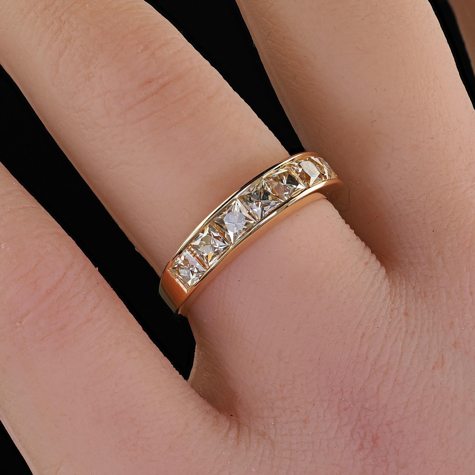 Alliance contemporaine en or jaune 18K avec diamant de taille française récupéré en vente 3