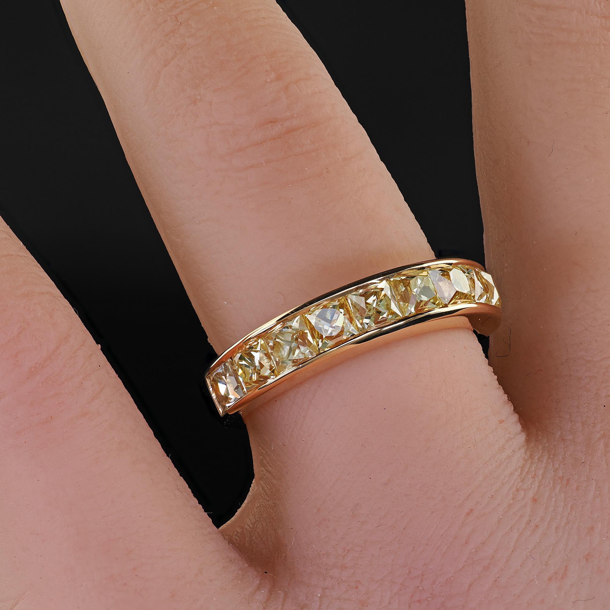 Alliance contemporaine en or jaune 18K avec diamant de taille française récupéré en vente 4