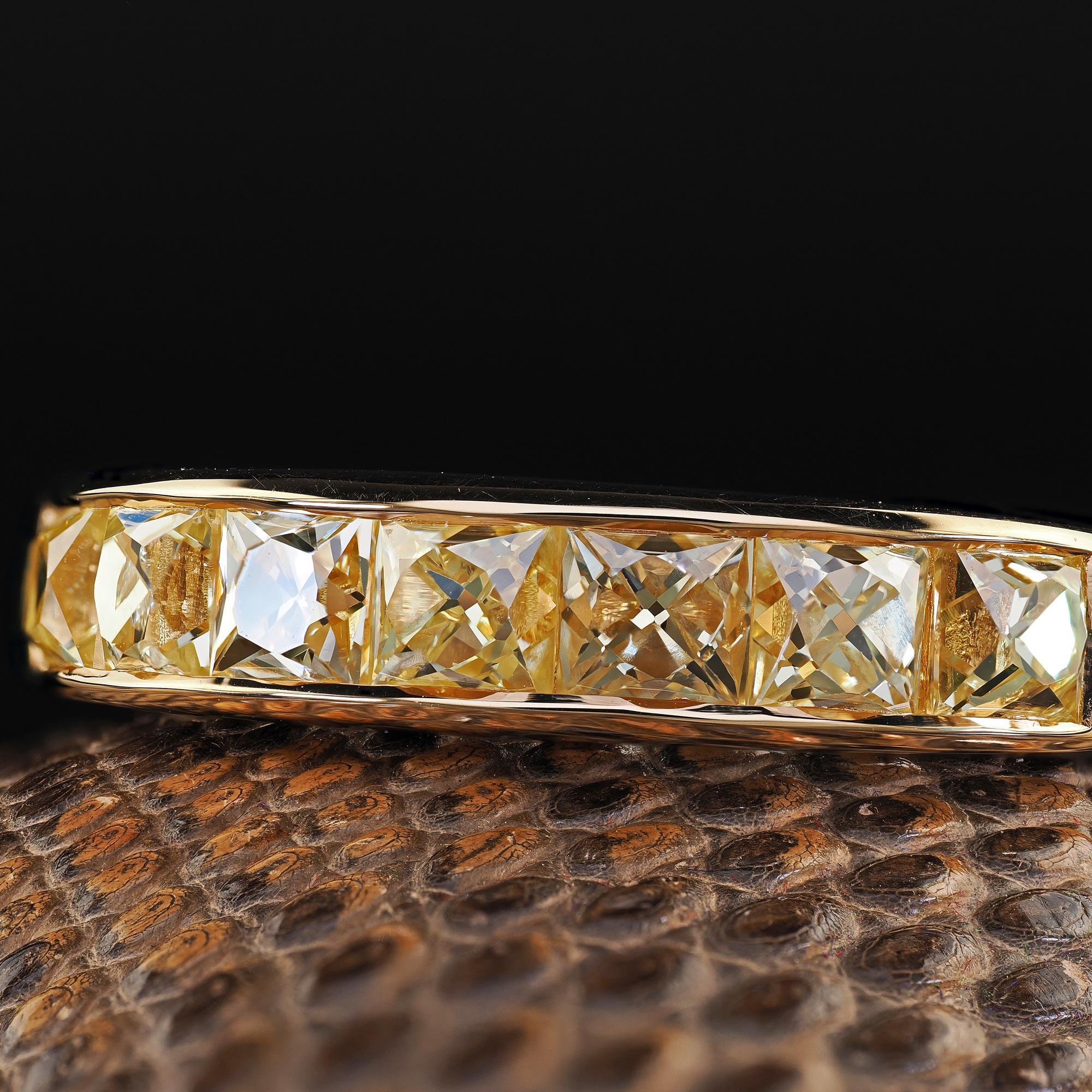 Contemporary 18K Yellow Gold Reclaimed Yellow French Cut Diamond Wedding Band For Sale 1
