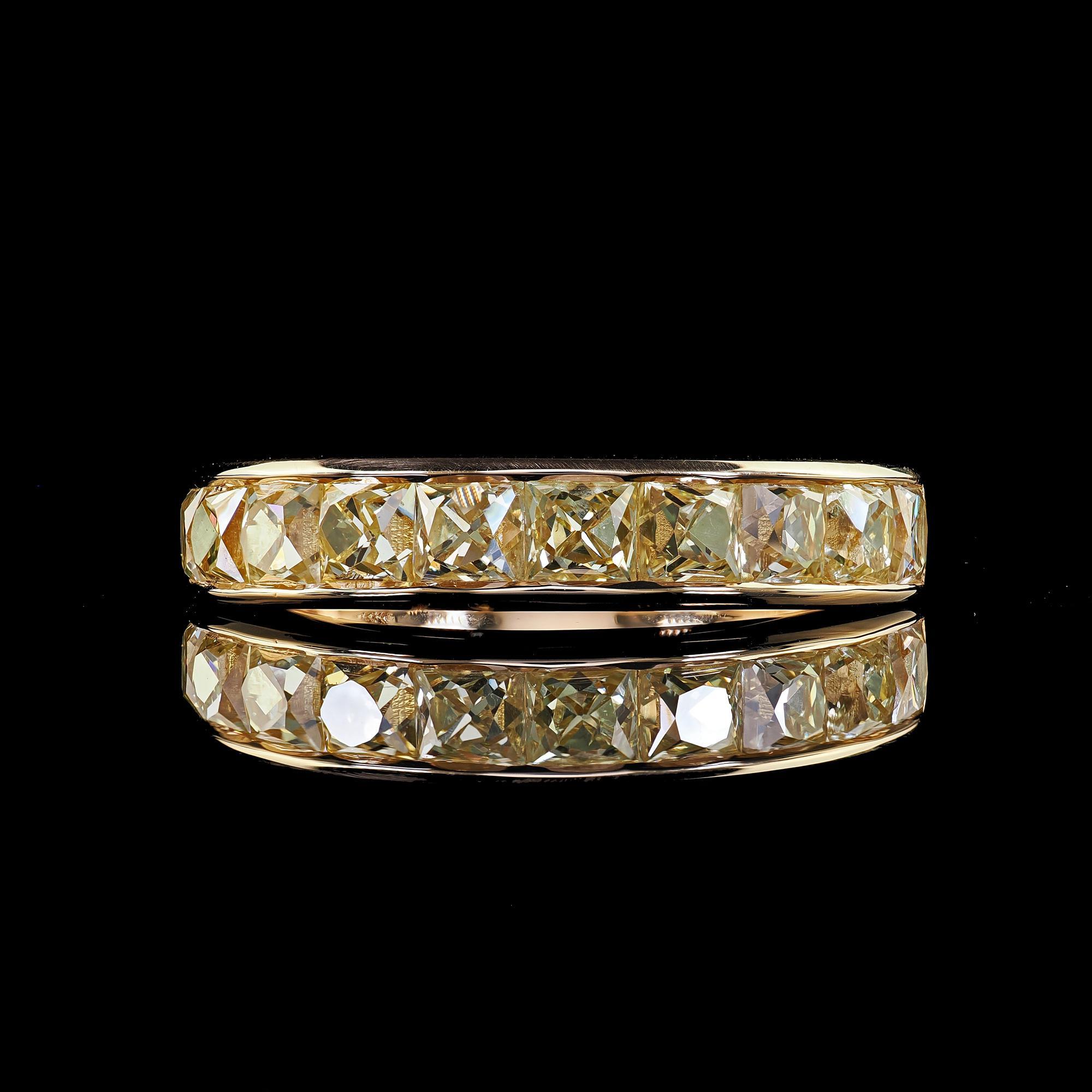 Alliance contemporaine en or jaune 18K avec diamant de taille française récupéré en vente 1