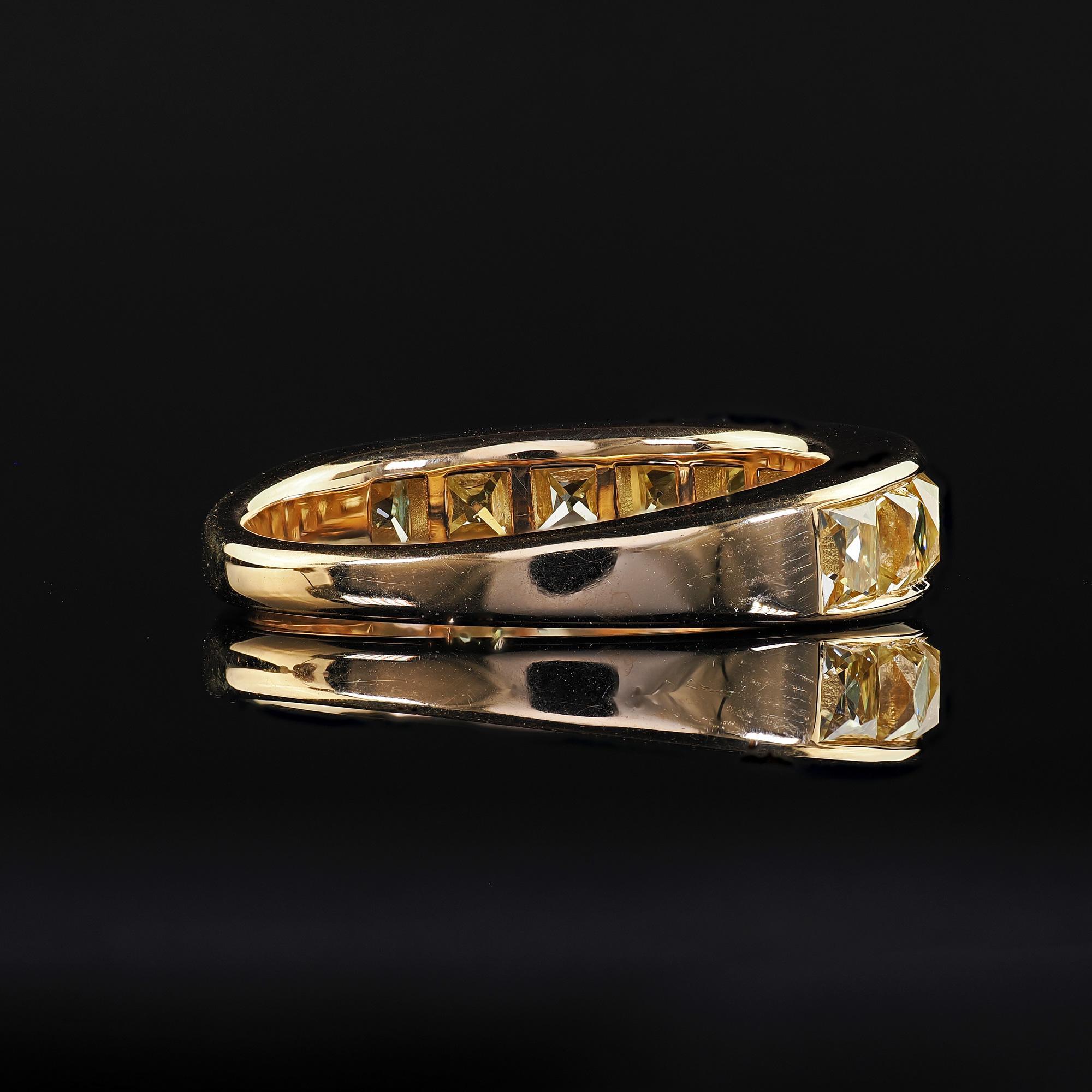 Alliance contemporaine en or jaune 18K avec diamant de taille française récupéré en vente 2