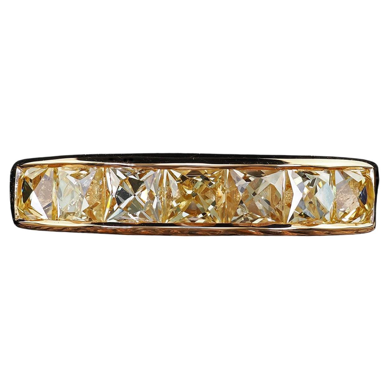 Contemporary 18K Yellow Gold Reclaimed Yellow French Cut Diamond Wedding Band For Sale