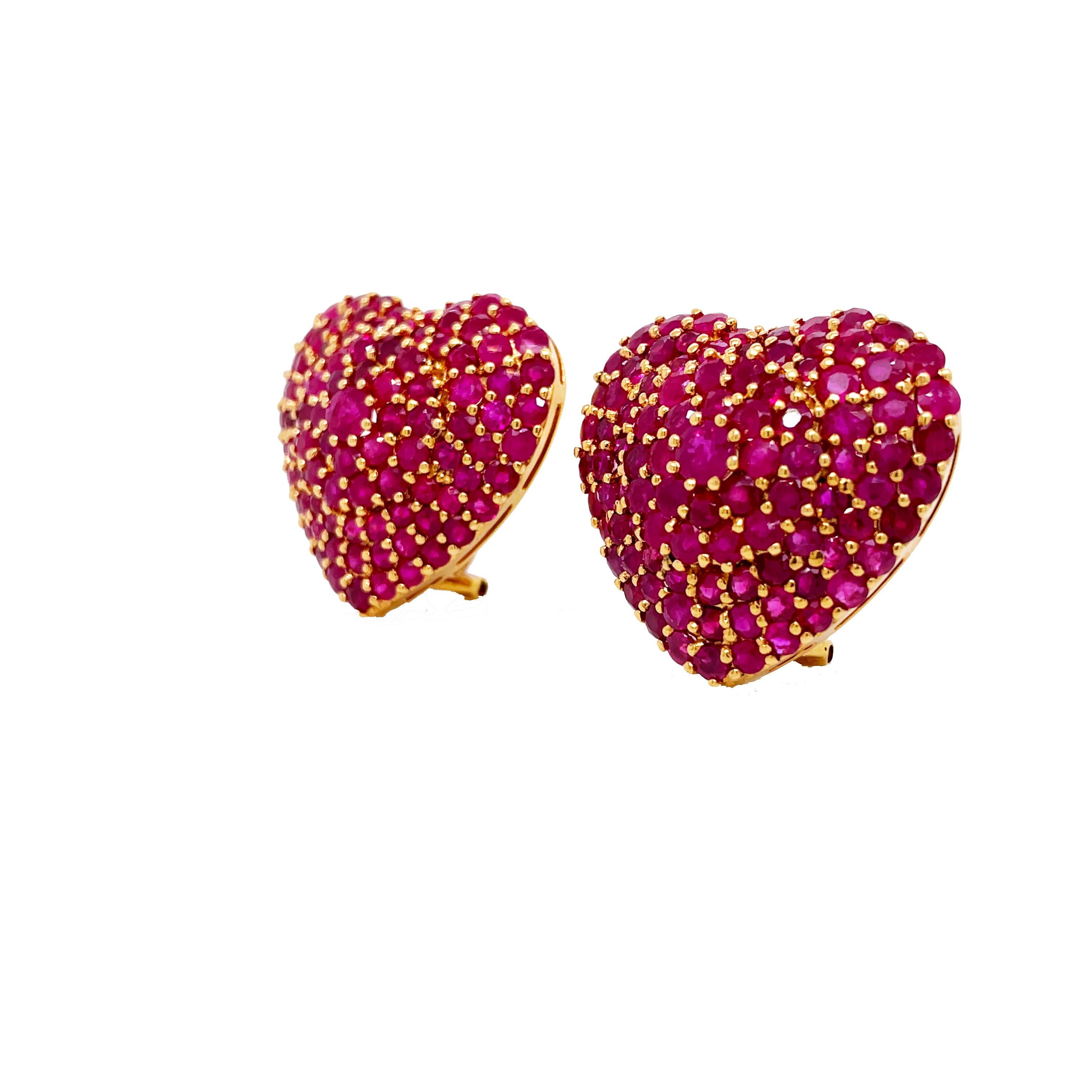 Round Cut Contemporary 18K Yellow Gold Ruby Heart Clip-On Earrings For Sale