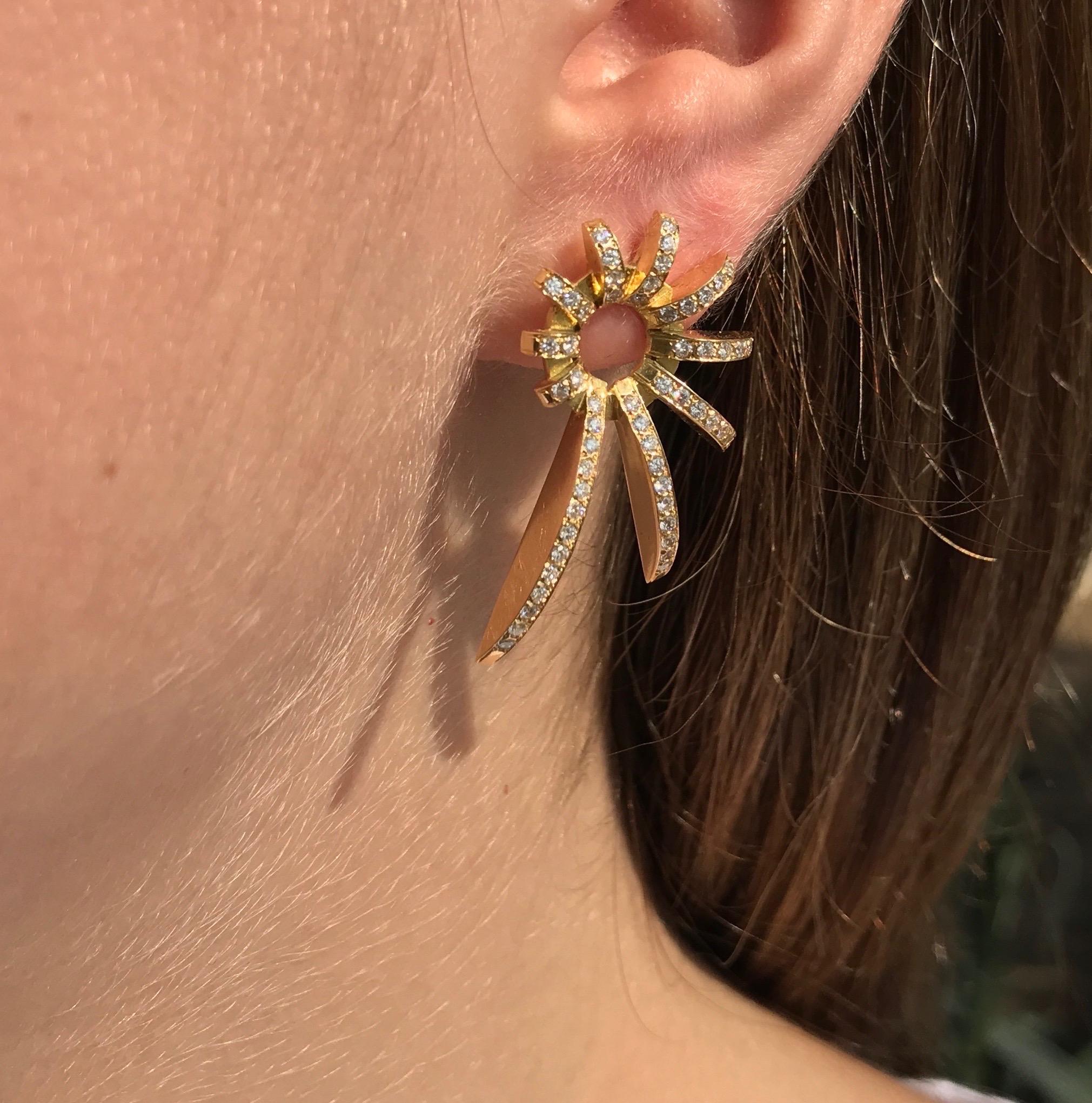 Contemporary 18K Yellow Gold & White Diamond Earrings, Diamond Nautili Earrings In New Condition For Sale In Nicosia, CY