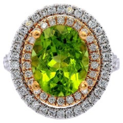 Contemporary 18kt Gold Ring mit 4,30 CTW in Peridot und Diamanten