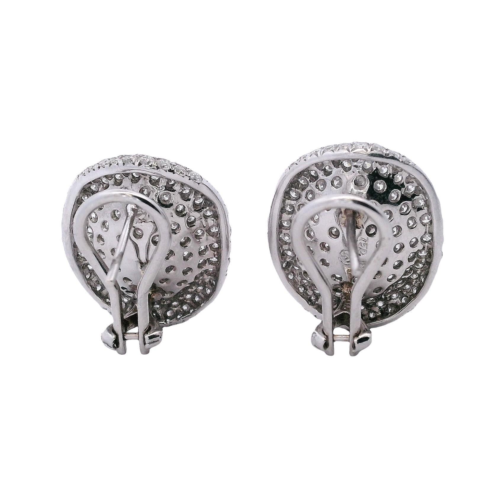Boucles d'oreilles contemporaines en or blanc 18kt avec diamants et rubis Unisexe en vente