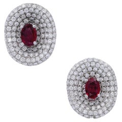 Contemporary 18kt white gold Earrings with Diamonds 
Rubies